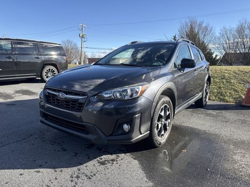 Used 2018 Subaru Crosstrek 2.0i image 4