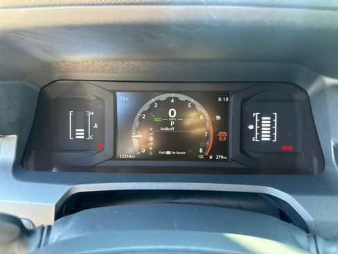 Certified 2026 Toyota 4Runner SR5 AWD/4WD image 34