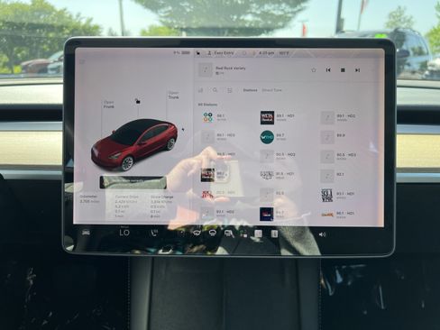 Used 2021 Tesla Model 3 Standard Range Plus RWD image 18