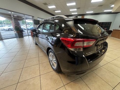 Used 2018 Subaru Impreza 2.0i Premium AWD/4WD image 8