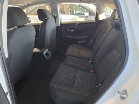 Certified 2024 Honda HR-V LX image 18