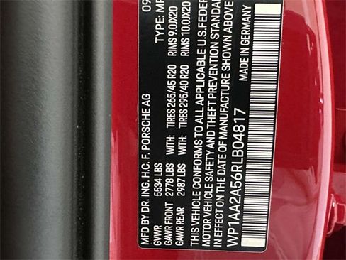 Used 2024 Porsche Macan image 31