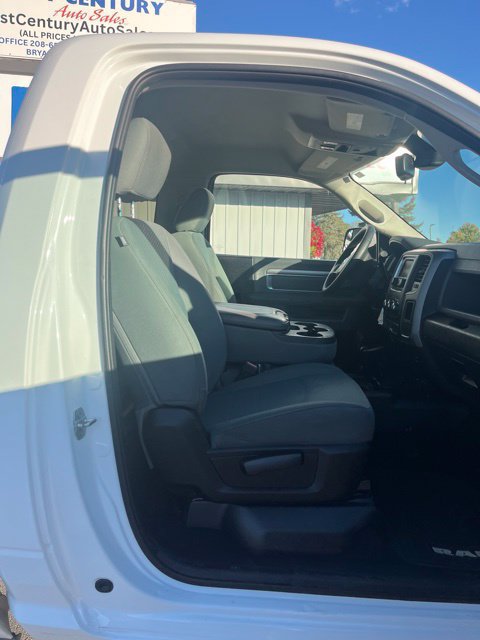 Used 2015 RAM 2500 ST AWD/4WD image 38