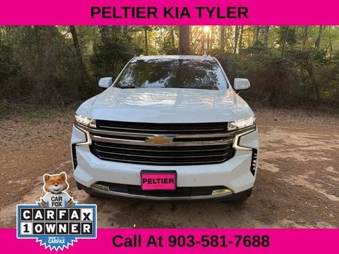 Used 2024 Chevrolet Tahoe LT w/ Luxury Package image 2