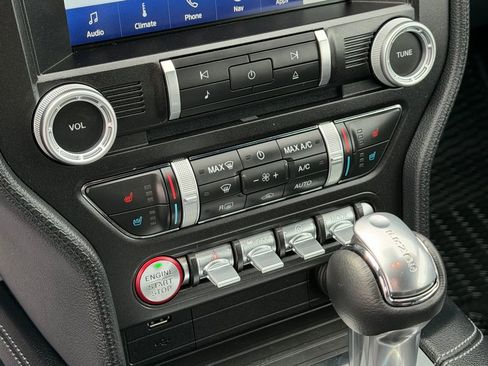 Used 2019 Ford Mustang GT Premium w/ Equipment Group 401A image 17