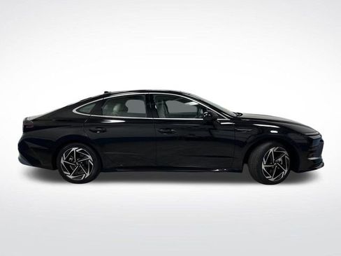 Used 2024 Hyundai Sonata SEL w/ Convenience Package image 2