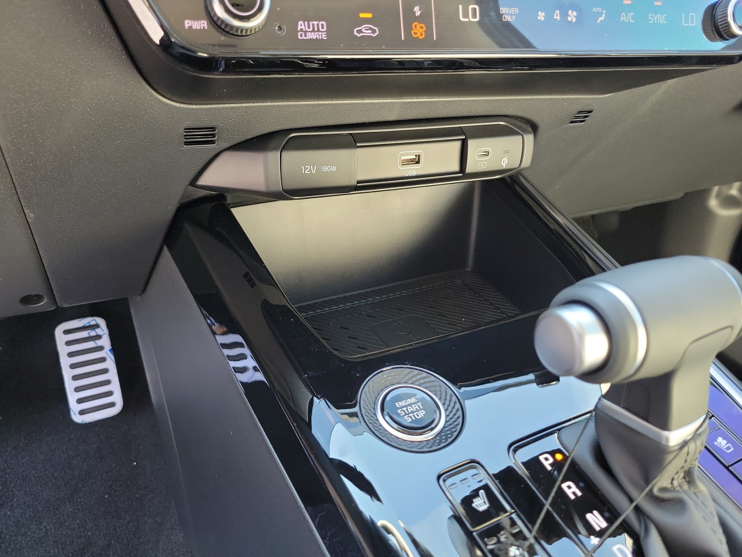 New 2026 Kia Niro SX Touring FWD image 19
