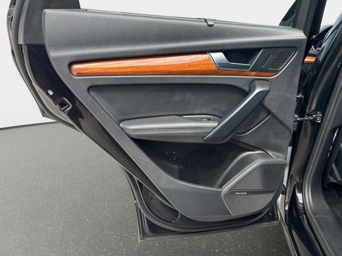 Used 2023 Audi Q5 2.0T Premium Plus w/ Premium Plus Package image 13