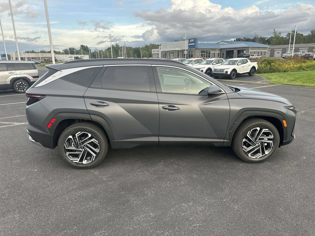 New 2026 Hyundai Tucson Limited AWD/4WD image 9