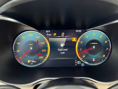 Used 2022 Mercedes-Benz GLC 300 image 18