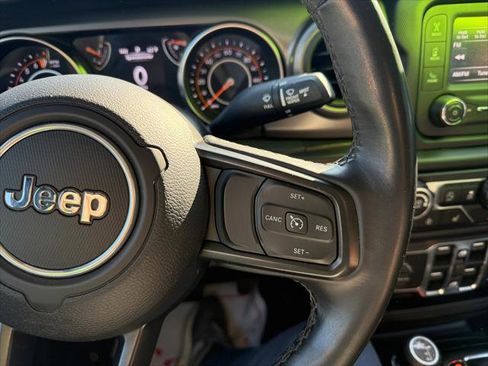 Certified 2021 Jeep Gladiator Sport image 15