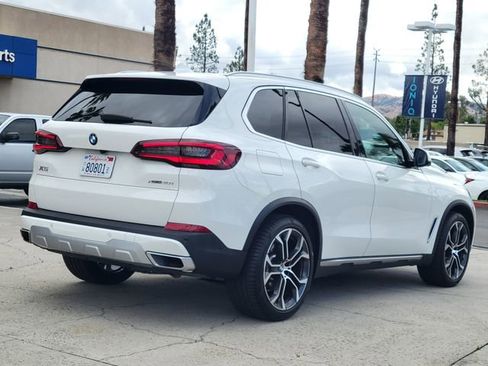 Used 2022 BMW X5 xDrive40i w/ Premium Package AWD/4WD image 4