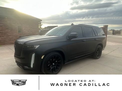 Used 2023 Cadillac Escalade Sport w/ LPO, ONYX Package AWD/4WD image 1