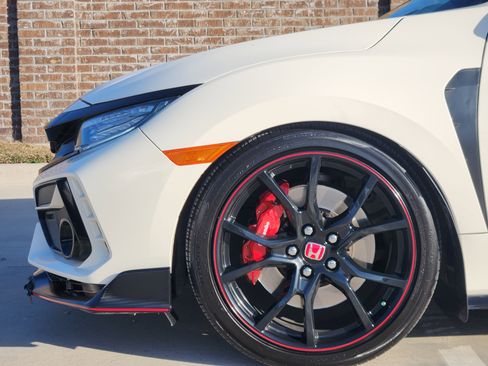 Used 2020 Honda Civic Type R image 10