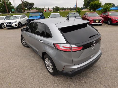 Used 2022 Ford Edge SE AWD/4WD image 7
