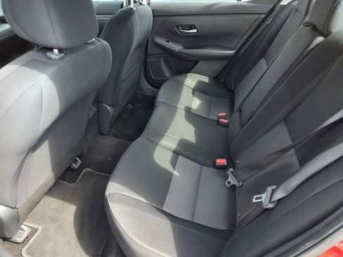 Used 2021 Nissan Sentra SV image 16