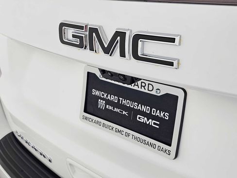 New 2026 GMC Yukon XL AT4 Ultimate AWD/4WD image 15