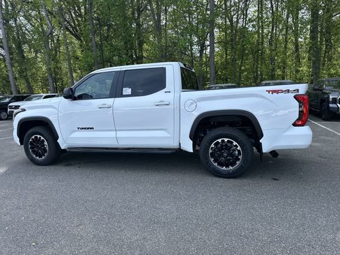 New 2026 Toyota Tundra SR5 AWD/4WD image 21