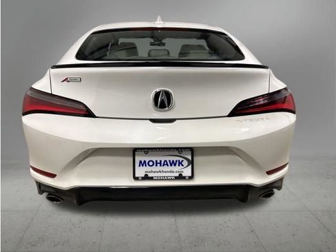 Used 2023 Acura Integra A-Spec image 5