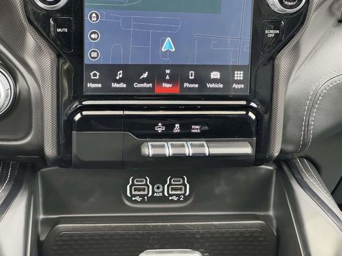 Certified 2024 RAM 1500 Limited image 24