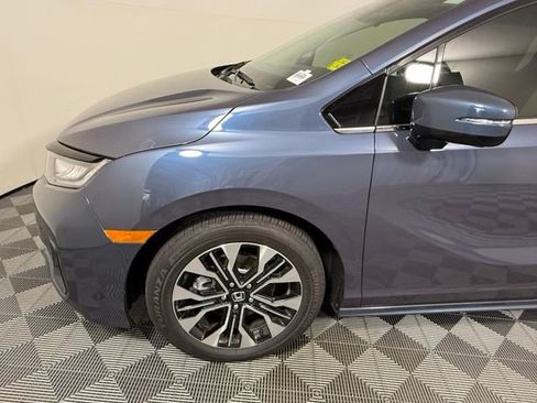 Used 2026 Honda Odyssey Elite image 12