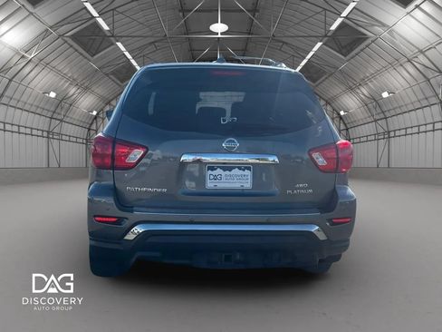 Used 2019 Nissan Pathfinder Platinum AWD/4WD image 3