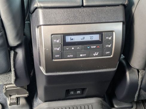 Used 2023 Lexus GX 460 Premium image 29