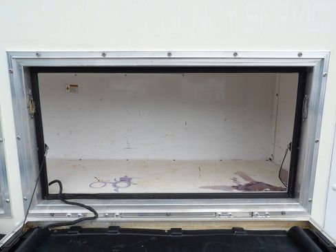 Used 2023 Ford E-350 and Econoline 350 Super Duty w/ Power Windows & Locks Group RWD image 37