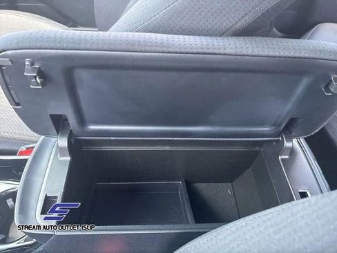 Used 2022 Toyota Prius Prime LE image 37