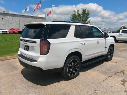 Used 2024 Chevrolet Tahoe RST w/ Luxury Package AWD/4WD image 9