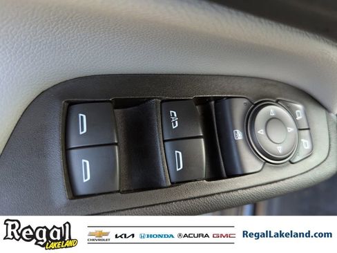 Used 2024 Chevrolet Equinox LS w/ LS Convenience Package image 15