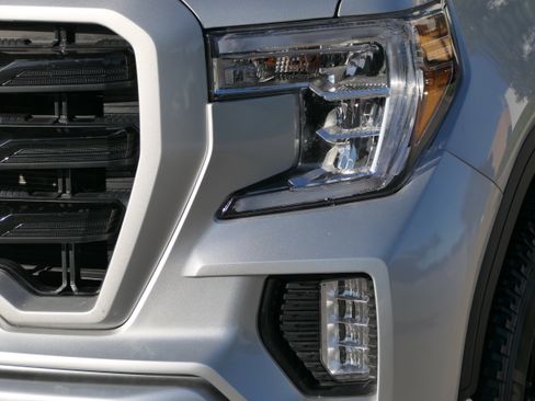 Used 2020 GMC Sierra 1500 Elevation image 8