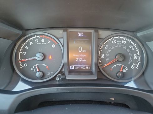 Used 2022 Toyota Tacoma SR image 23