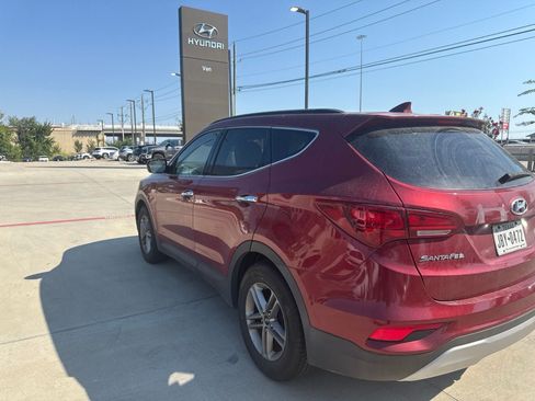 Used 2017 Hyundai Santa Fe Sport FWD image 5