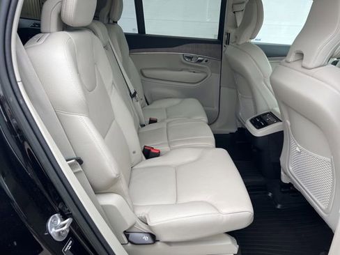 Certified 2023 Volvo XC90 B6 Plus w/ Protection Package Premier image 22