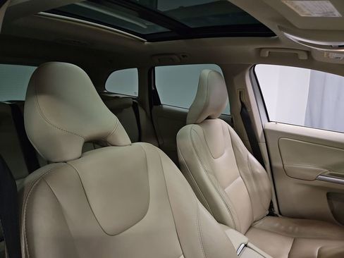 Used 2016 Volvo XC60 T6 image 27