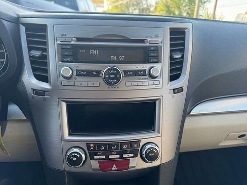 Used 2012 Subaru Outback 2.5i AWD/4WD image 18