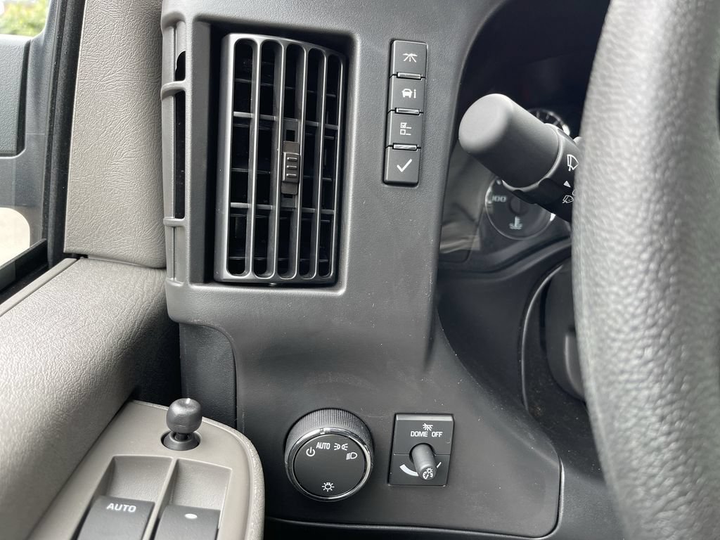 New 2026 GMC Savana 3500 w/ Driver Convenience Package RWD image 16