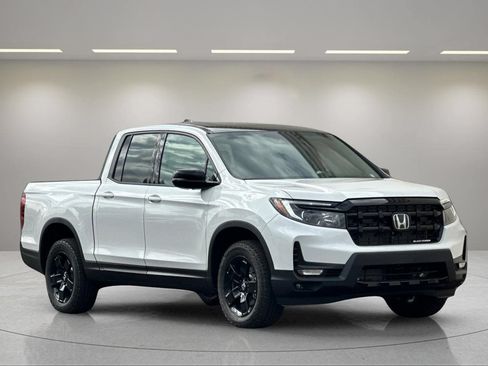 New 2026 Honda Ridgeline Black Edition image 7