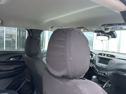 Used 2023 Chevrolet TrailBlazer LT AWD/4WD image 39