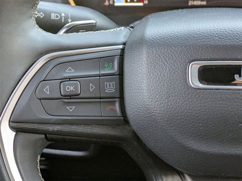 Used 2024 Jeep Grand Cherokee Altitude image 20