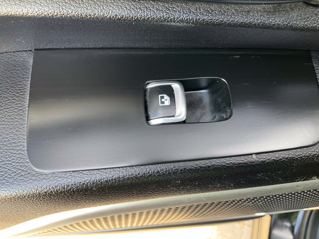 Used 2021 Kia Telluride LX AWD/4WD image 35