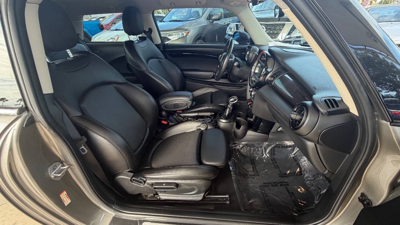 Used 2018 MINI Cooper S FWD image 11