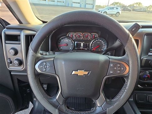 Used 2018 Chevrolet Silverado 1500 LT w/ All Star Edition AWD/4WD image 11