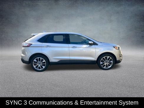 Used 2018 Ford Edge Titanium w/ Equipment Group 301A image 8