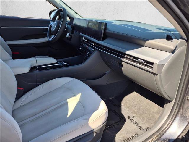 Used 2025 Hyundai Sonata SEL FWD image 27