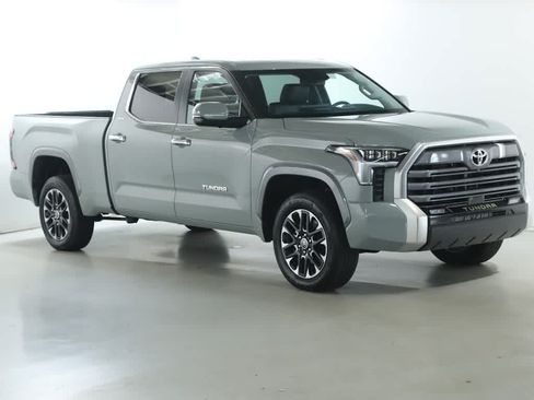 Used 2024 Toyota Tundra Limited AWD/4WD image 9