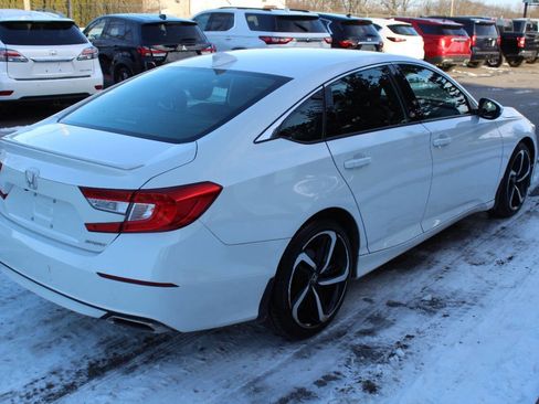 Used 2019 Honda Accord Sport image 6