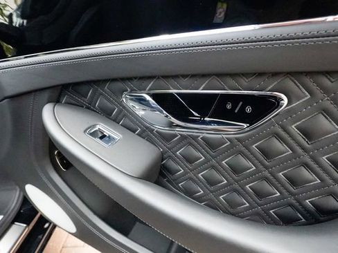 Used 2020 Bentley Continental GT V8 image 78