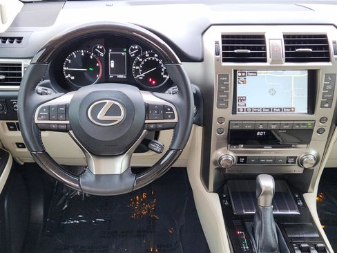 Used 2020 Lexus GX 460 Premium AWD/4WD image 22